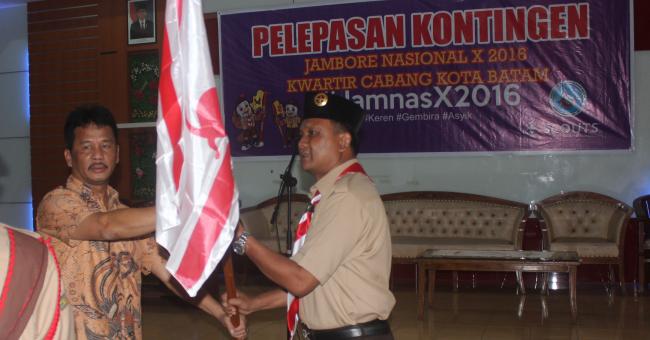 Walikota Lepas Pramuka Batam ke Jambore Nasional X